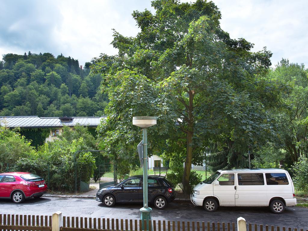 Lyra Apartments Karlsbad Zimmer foto