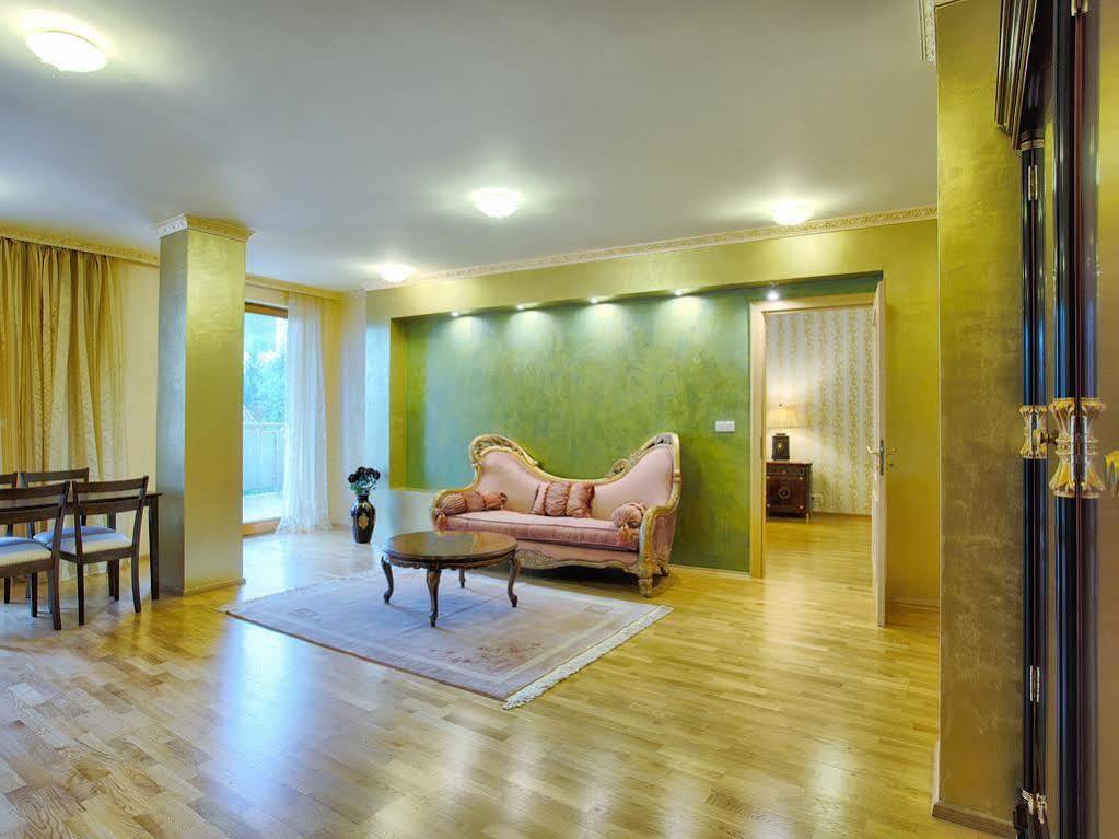 Lyra Apartments Karlsbad Exterior foto